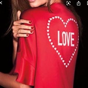 Victoria secret Valentine’s Day robe ♥️
